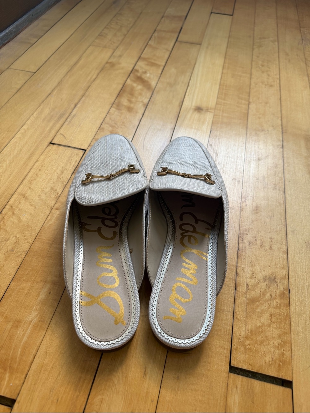 Sam Edelman Beige Textured Slip-On Loafers with Gold Bit - Picture 2 of 3